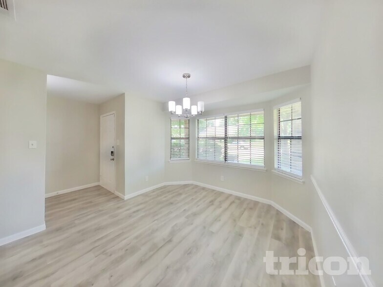 Building Photo - 1029 Twin Falls Dr