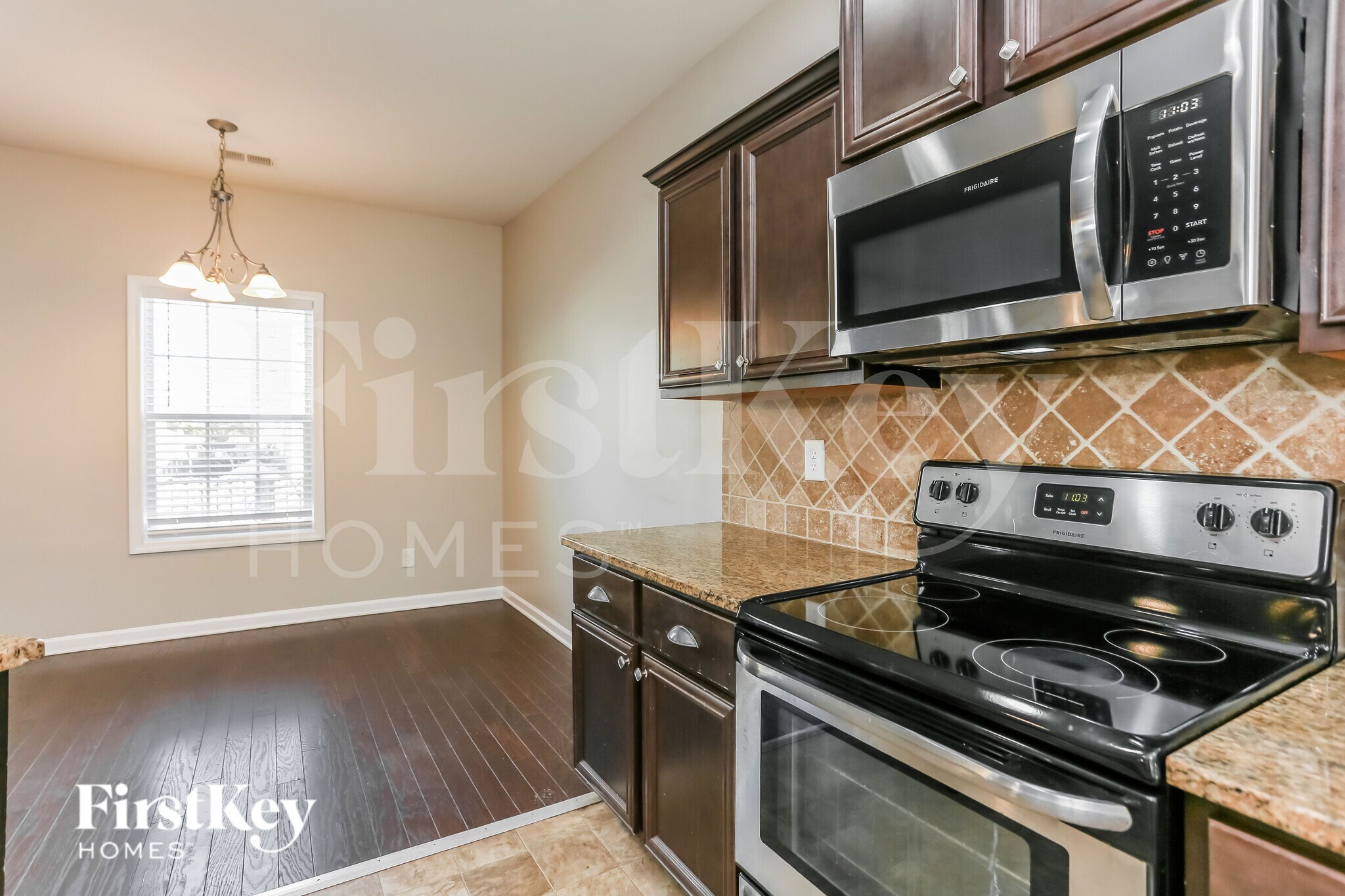 Building Photo - 7 Abington Ln