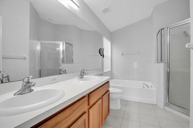 Building Photo - 11102 Lakeside Vista Dr