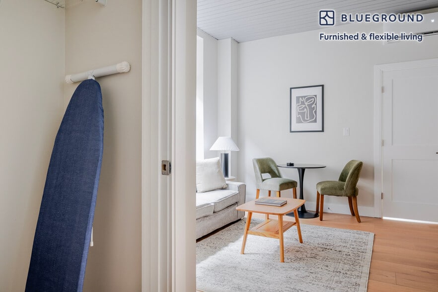 Building Photo - 44 Bromfield St