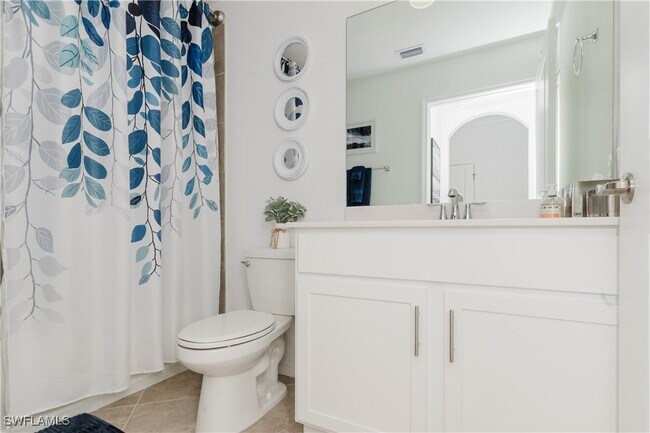 Building Photo - 6034 National Blvd