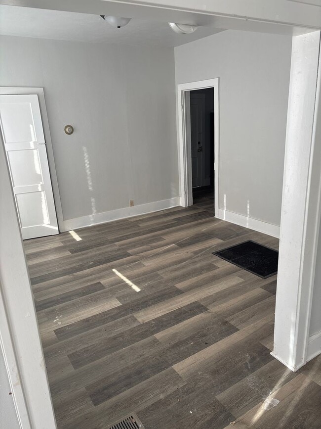 Building Photo - Charming 2 Bedroom 1 Bath Home for Rent