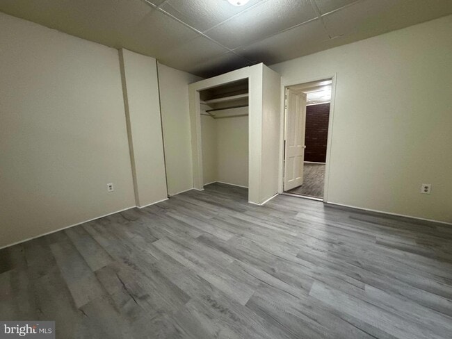 Building Photo - 215 Arch St