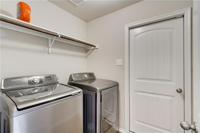 Building Photo - 1212 Roman Dr