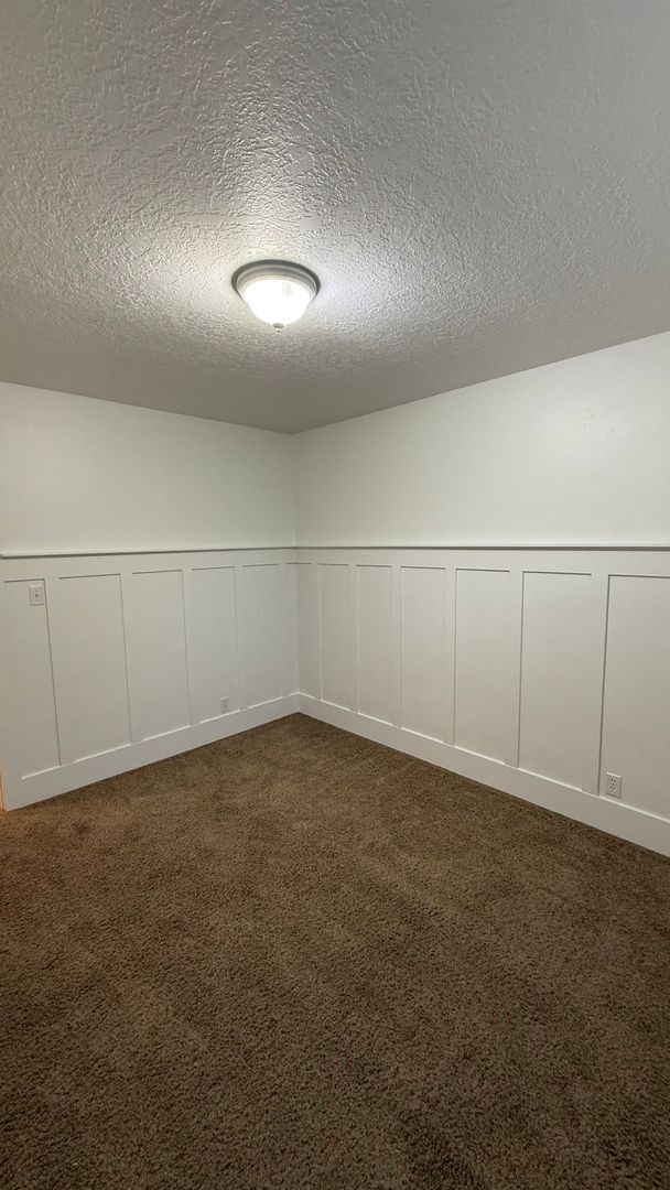 Building Photo - Large Single Family Lehi Home available now!