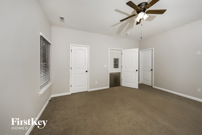 Building Photo - 3104 Rosewalk Dr