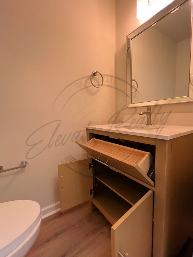 Building Photo - SPECIAL: FIRST MONTHS RENT FREE! Two Bedro...