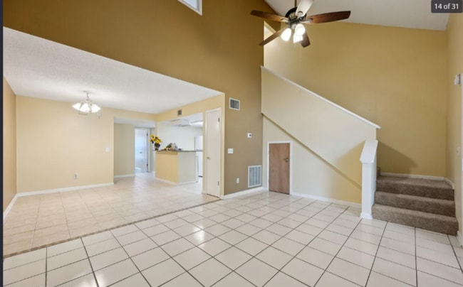 Building Photo - 2/2 townhome located near NAS Jax
