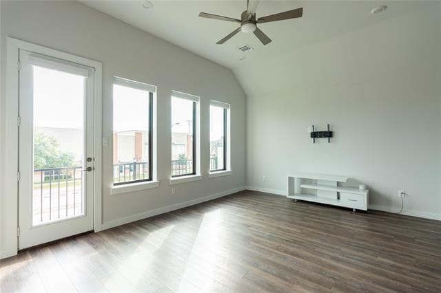 Building Photo - 2348 Rook Dr