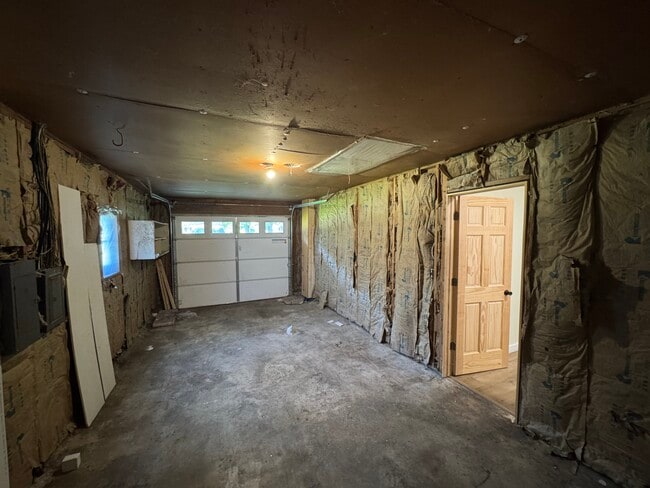 Building Photo - Zimmer