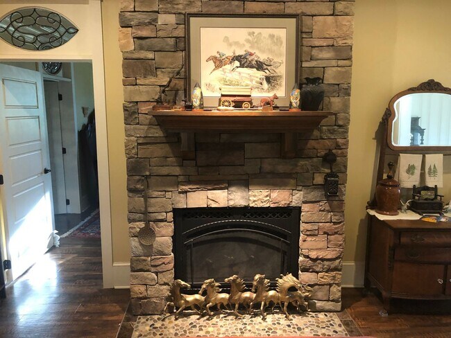 Building Photo - Gorgeous Farmhouse on 96 acres of land