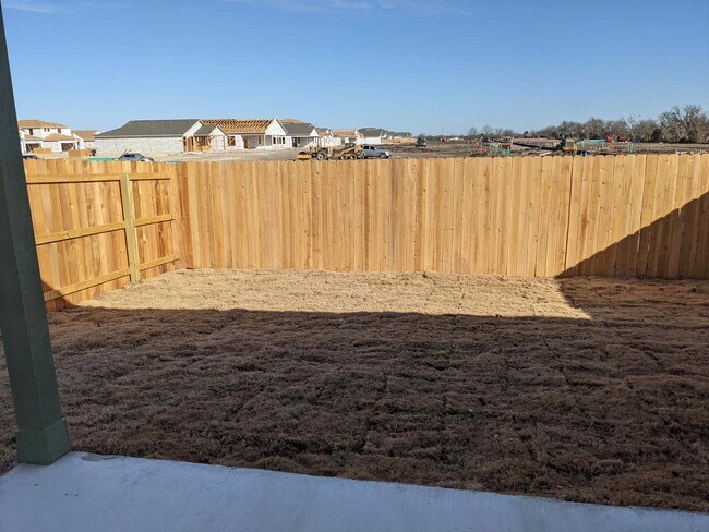 Building Photo - 3412-3414 Scott Circle