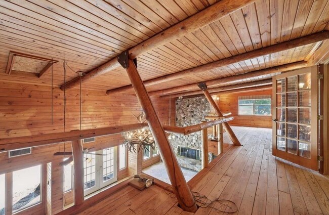 Building Photo - 5710 Glasgow Ln