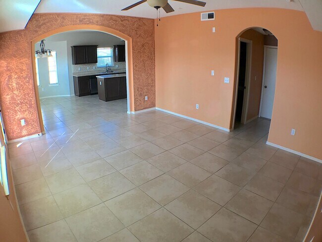 Building Photo - 7351 Jamocha way