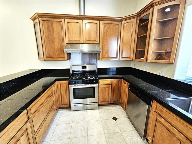 Building Photo - 609 Lorena Ave