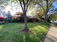 Building Photo - 721 Brook Dr