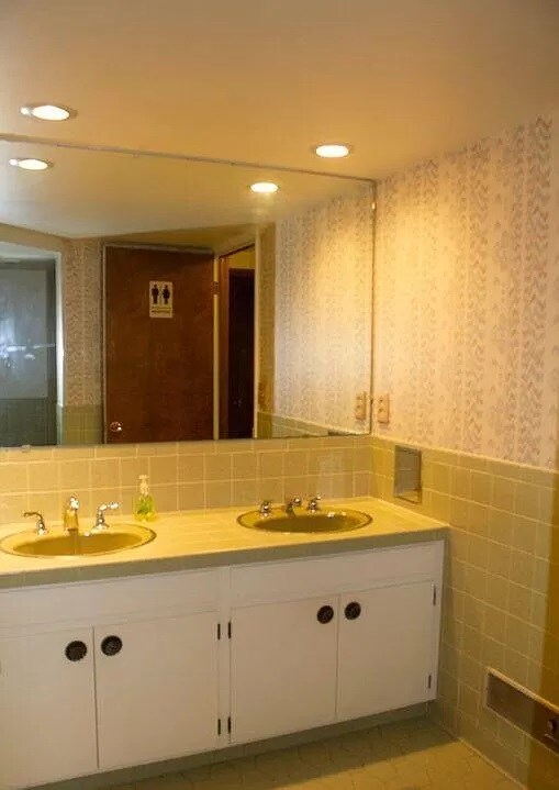 Building Photo - 2301 S College Ave