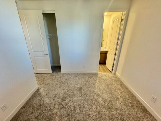 Building Photo - MOVE IN SPECIAL WITH THIS BEAUTIFUL BRAND NEW HOME: 3-BEDROOM HOME IN SUMMERLIN RESIDENCE