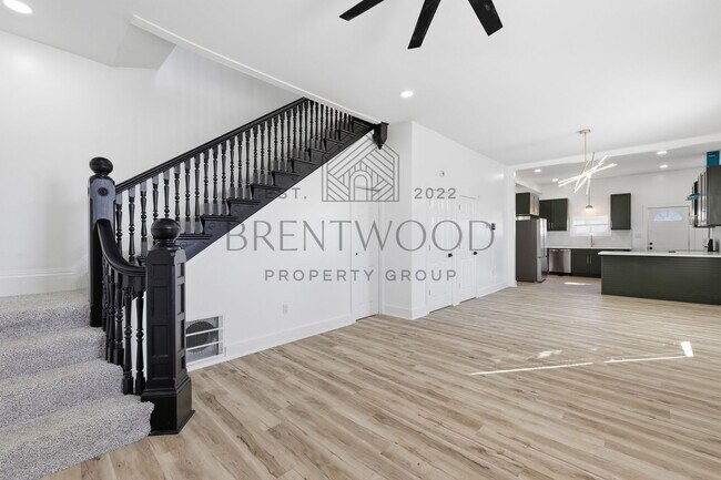 Building Photo - Fully Renovated 4bed, 3bath Home with Fenced In Yard