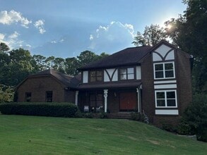 Building Photo - 2607 Audobon Cir