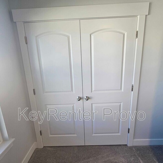 Building Photo - 1297 Dawes Wy