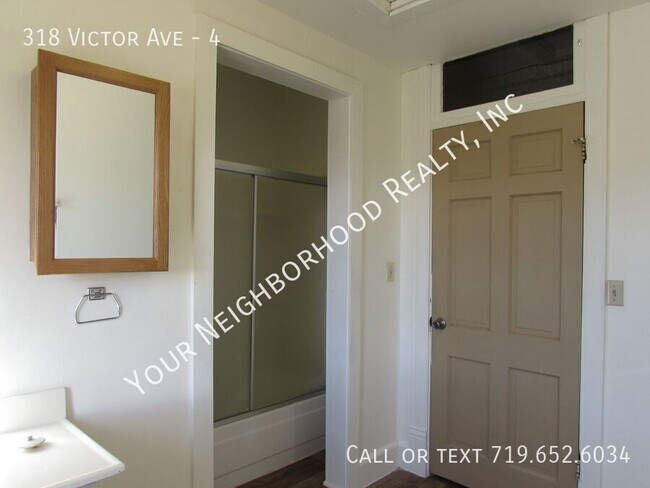 Building Photo - 318 Victor Ave