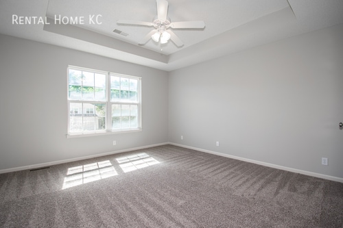 Building Photo - 2-bed, 2.5-bath 2-story Townhouse w/Finish...