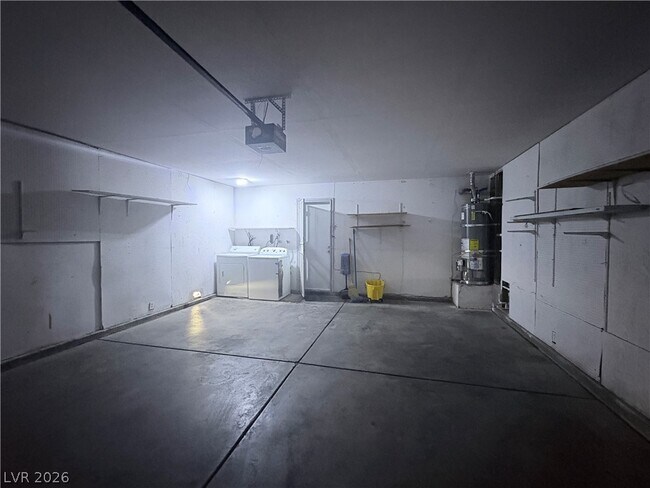 Building Photo - 4104 E Olive St