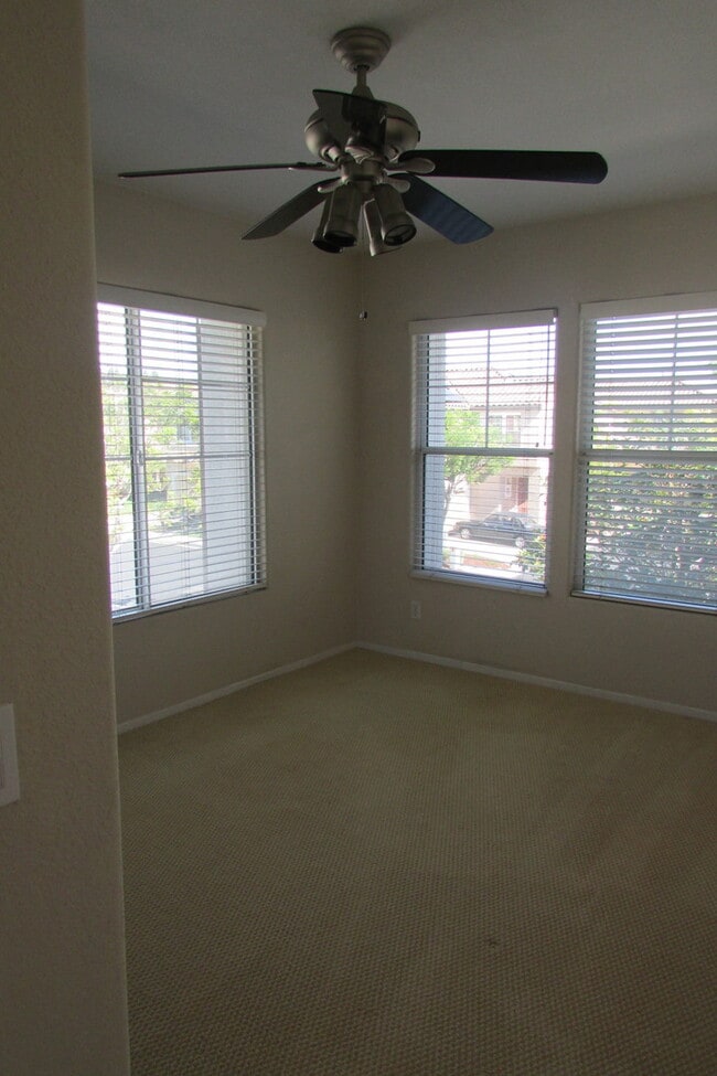 Building Photo - Coming Soon....Lovely 3 Bedroom in Carlsbad