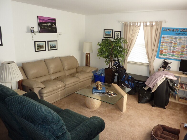 Front Living Room - 2 Maple Dr