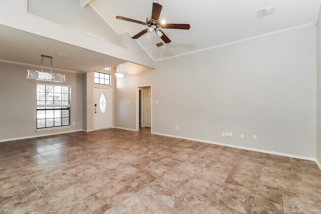 Building Photo - 1609 Willow Park Dr