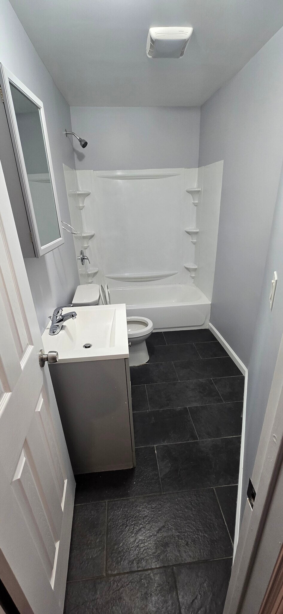 Building Photo - 46 Capitol St