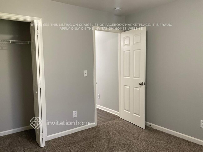 Building Photo - 1306 Waymar Way SW