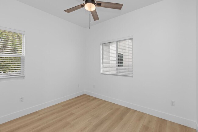 Building Photo - 6704 Saranac St