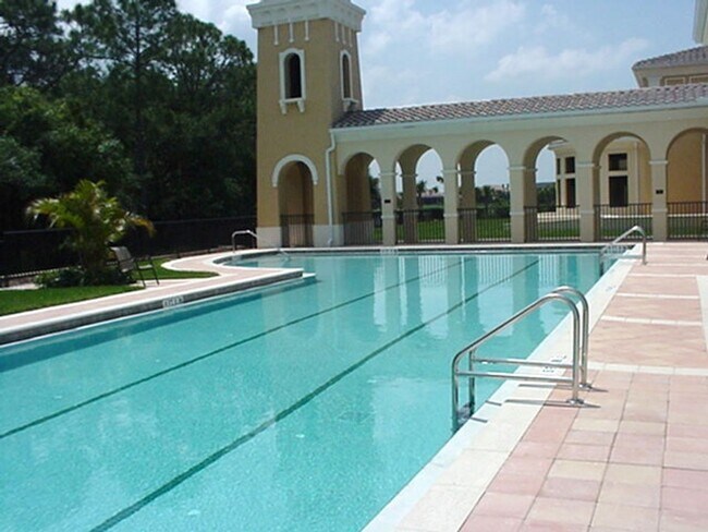 Building Photo - Venice, FL 3BR/2BA Condo in Venetian Golf & River Club