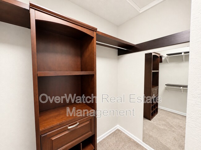 Building Photo - 3230 Montclaire Ct
