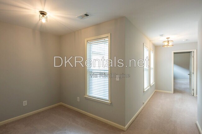 Building Photo - 11923 Aspen Forest Dr