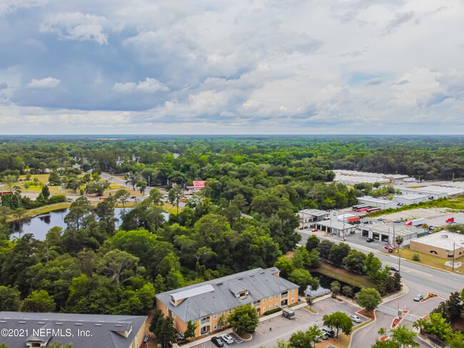 Building Photo - 3600 Lenin Peak Ct