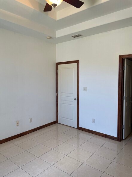 Master Bedroom 2 - 3043 Scotland Dr