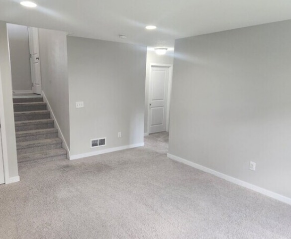 Building Photo - 7878 Cottonwood Ln