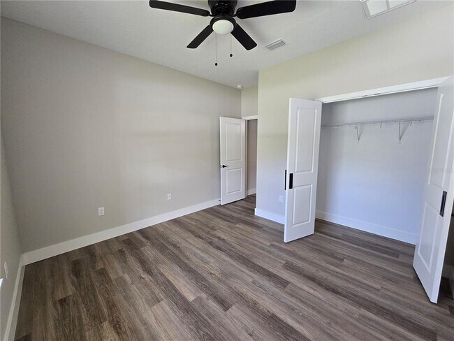 Building Photo - 7435 Mead Dr