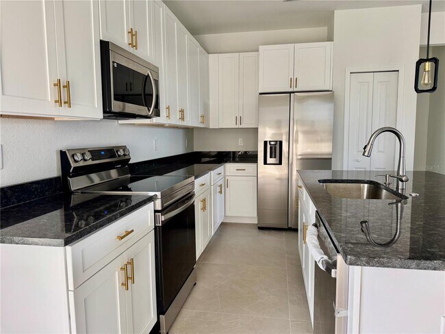 Building Photo - 13435 Bouvardia Ln