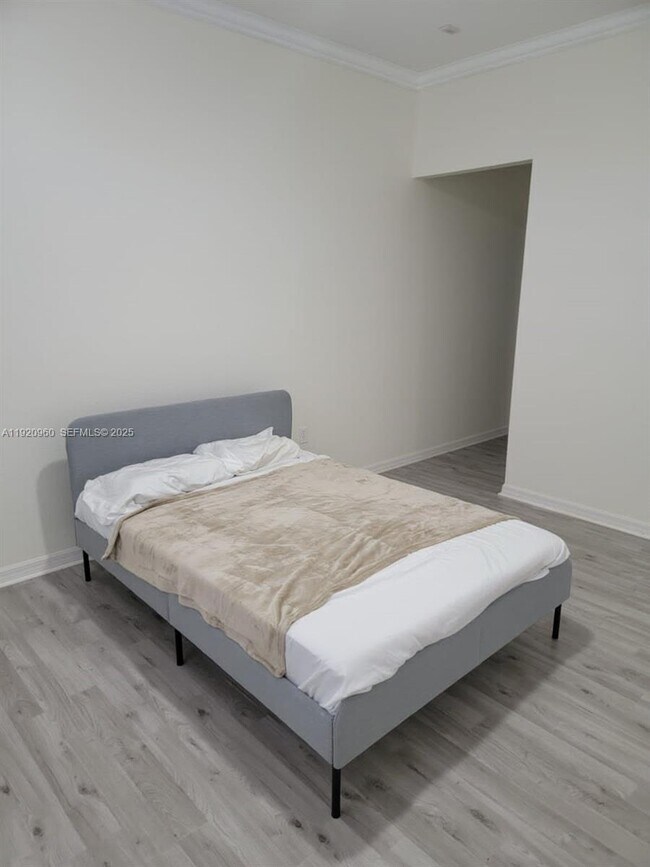 Building Photo - 10870 NW 88th Terrace