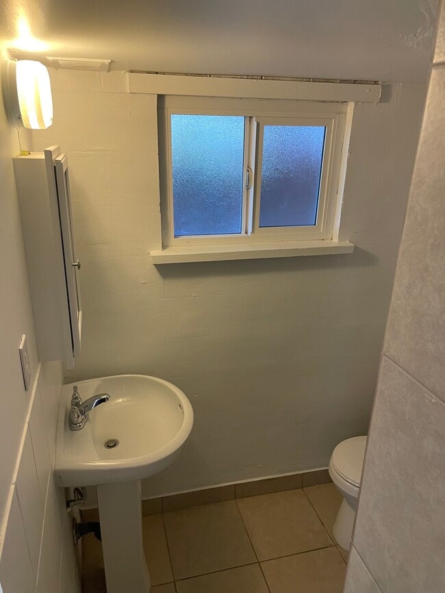 Building Photo - 10357 Bonita Ave