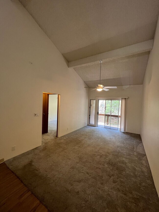 Building Photo - 98-621-621 Kilinoe St