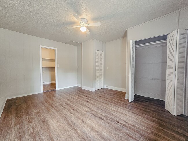 Building Photo - Newly Remodeled 4 bedroom 2 bath home in S...