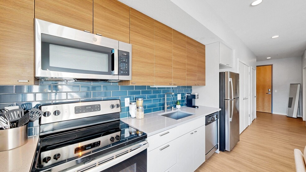 Building Photo - Viridium Apartments