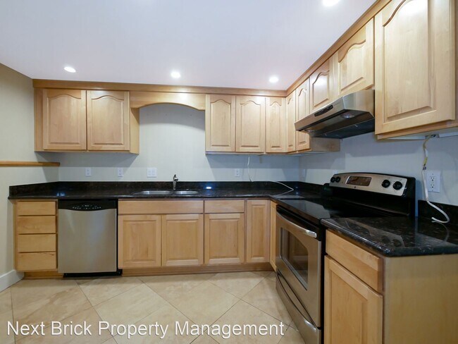Building Photo - 4050 West Lake Sammamish Pkwy NE
