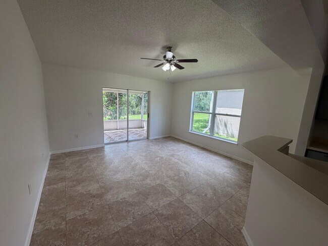 Building Photo - 3015 Elbib Dr
