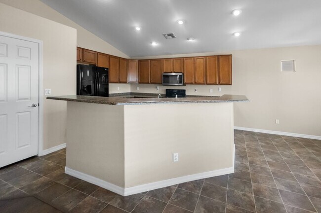 Building Photo - Buckeye Home
